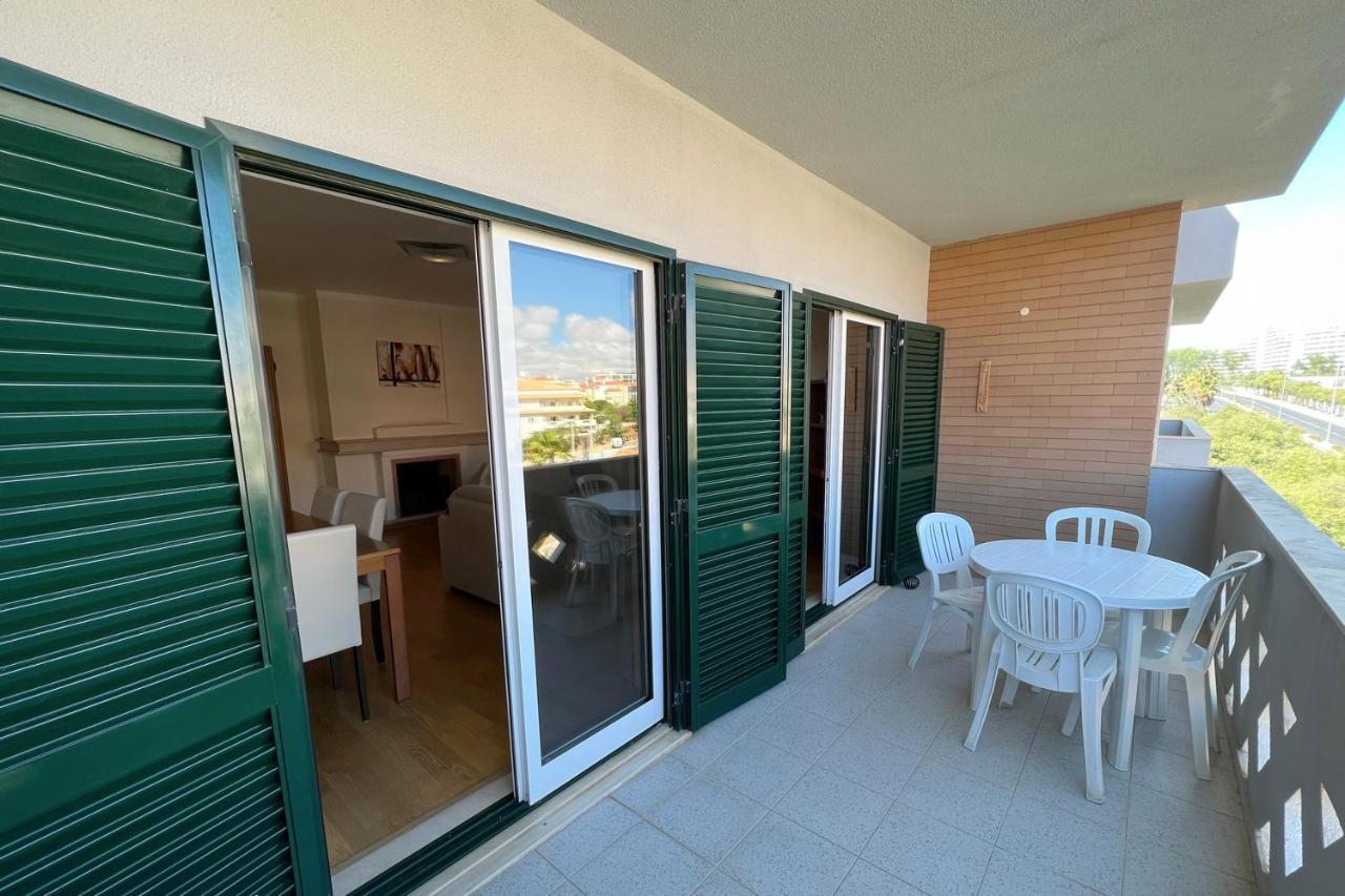 Apartment By The Beach With Parking And Wifi By Amcf Portimao Exterior photo